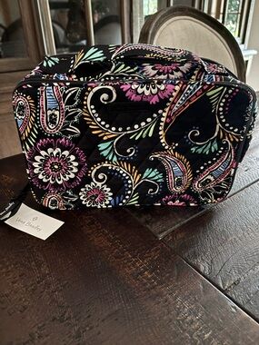 Vera Bradley Large Blush & Brush Quilted Makeup Case Bandana Swirl Pattern - NWT